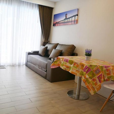 Seven Seas Resort Pattaya & Sofa Bed جومتين بيتش المظهر الخارجي الصورة