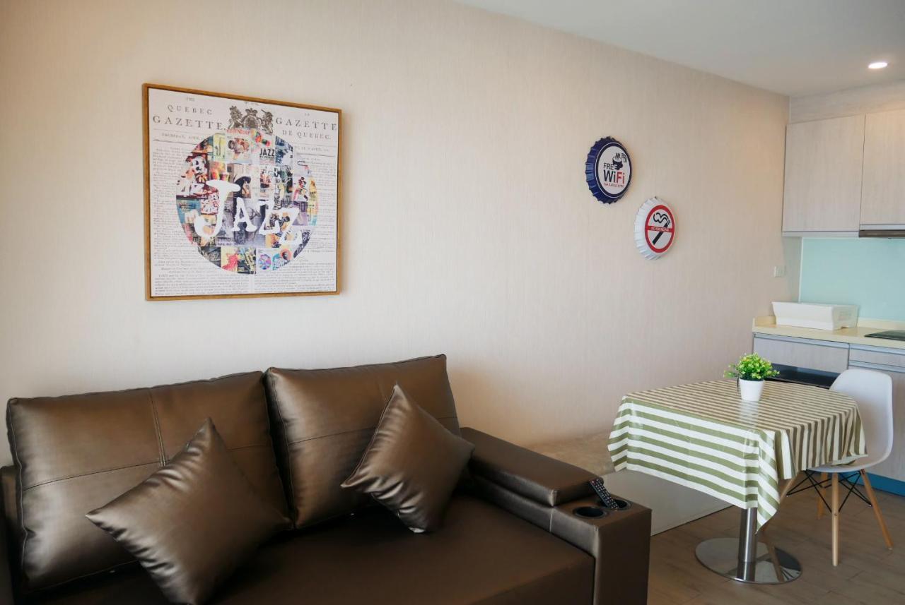 Seven Seas Resort Pattaya & Sofa Bed جومتين بيتش المظهر الخارجي الصورة