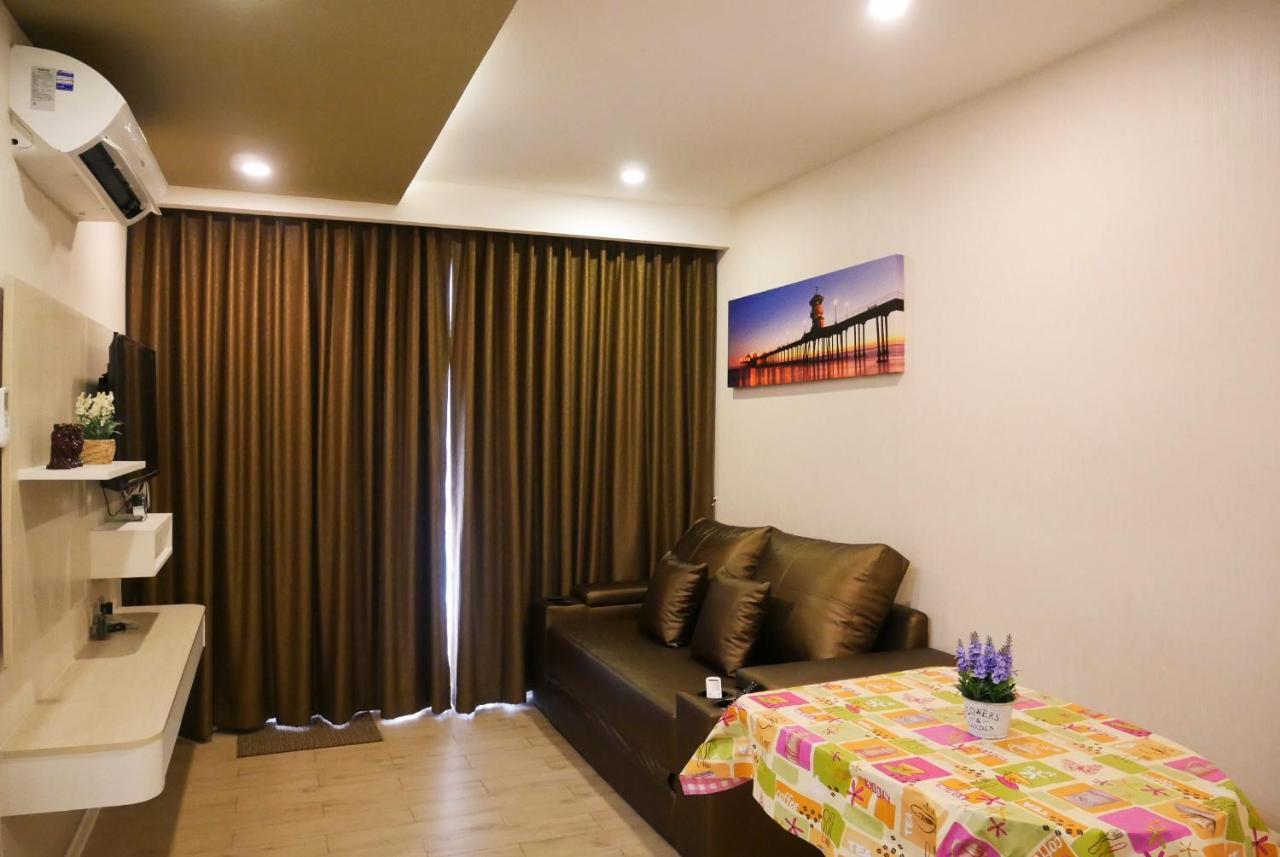 Seven Seas Resort Pattaya & Sofa Bed جومتين بيتش المظهر الخارجي الصورة