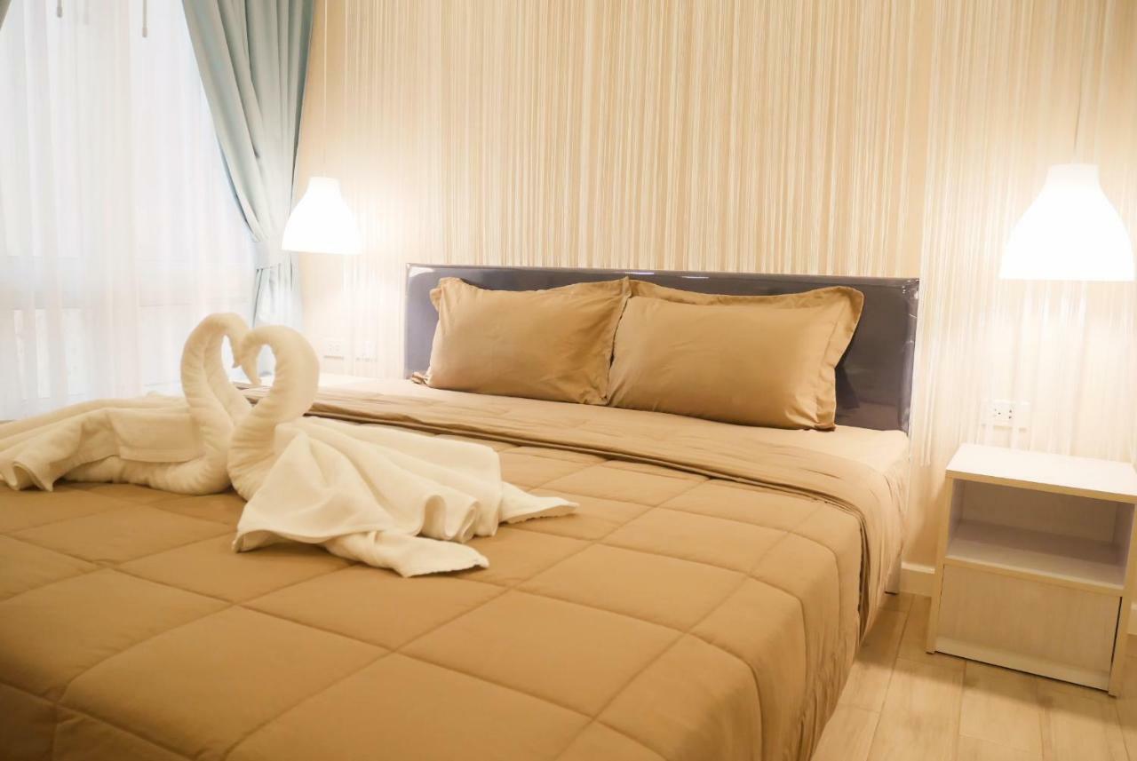 Seven Seas Resort Pattaya & Sofa Bed جومتين بيتش المظهر الخارجي الصورة