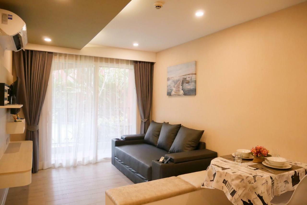 Seven Seas Resort Pattaya & Sofa Bed جومتين بيتش المظهر الخارجي الصورة